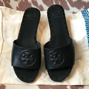 Tory Burch Patty wedge slide size 9